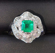 Load image into Gallery viewer, 18K White Gold Natural Emerald Ring with Diamonds
