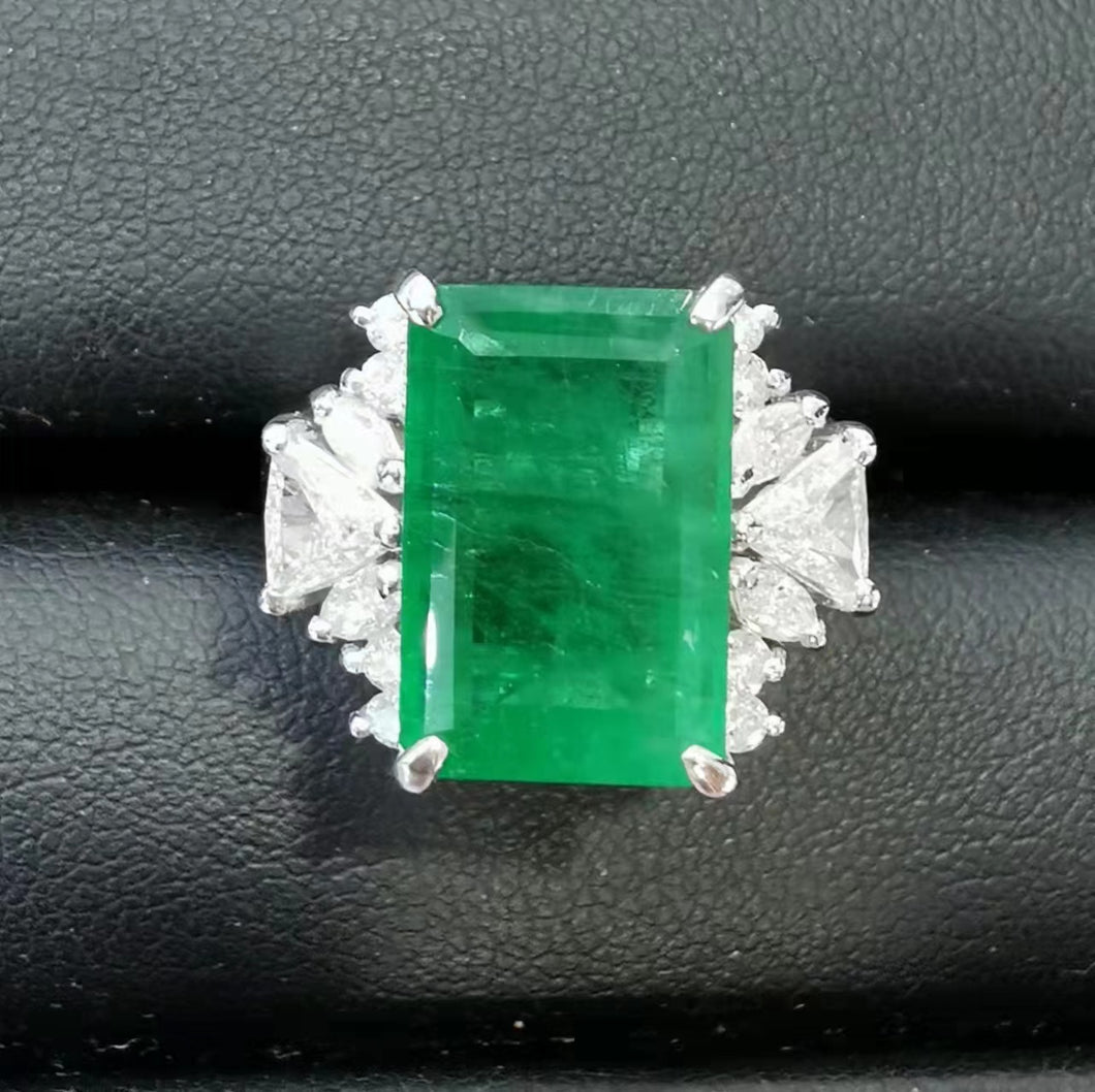 18K White Gold Natural Emerald Ring with Diamonds ER074